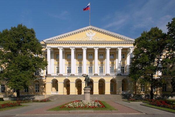 Санкт-Петербург развивает взаимодействие с другими регионами России